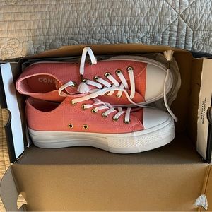 Pink linen platform lift Converse sneakers 8 womens